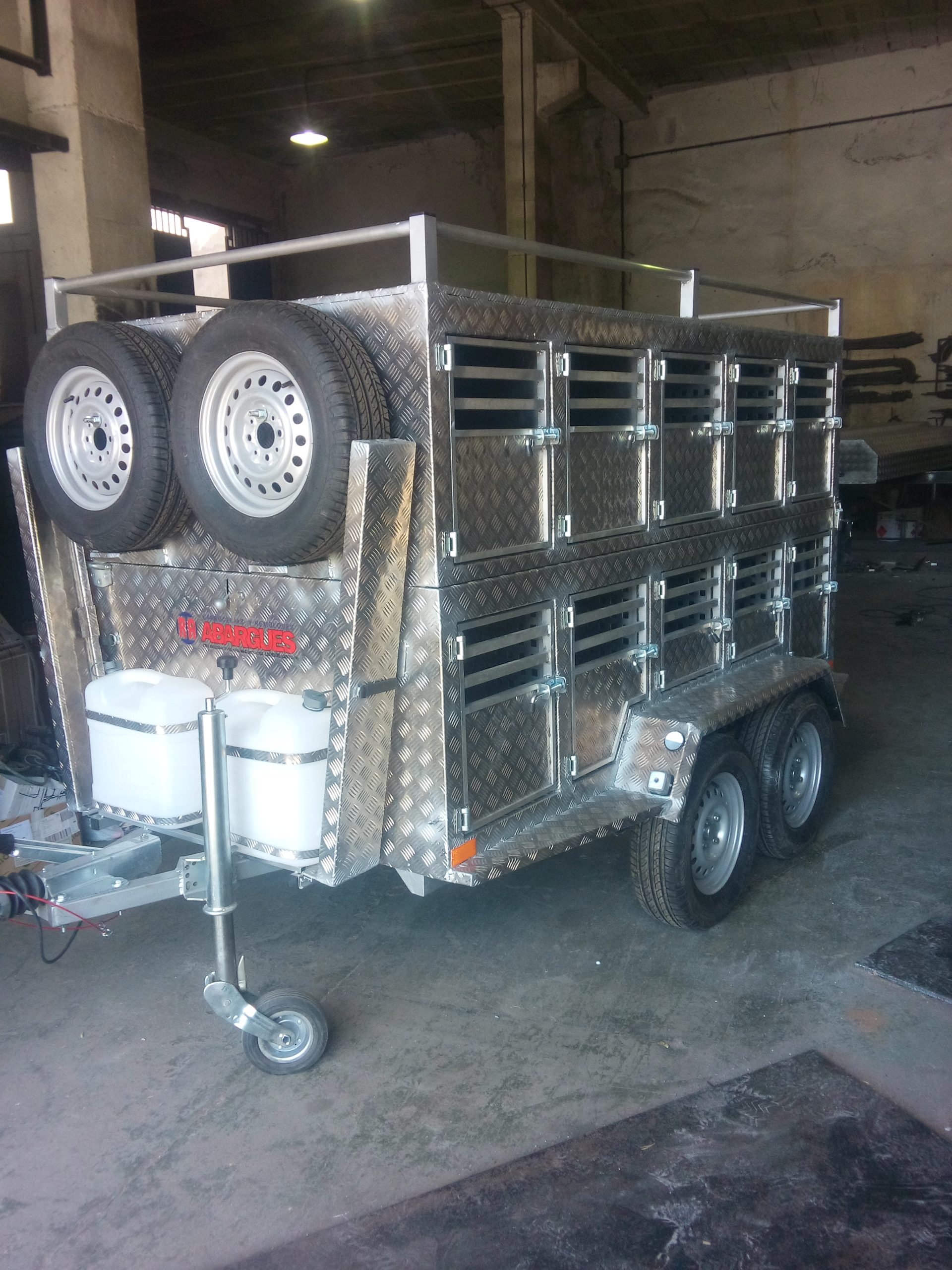 FOTOS MOBIL 12-17 1085 remolque perro realas aluminio