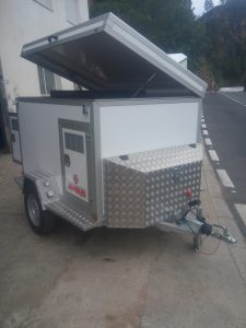 remolque perros isotermico